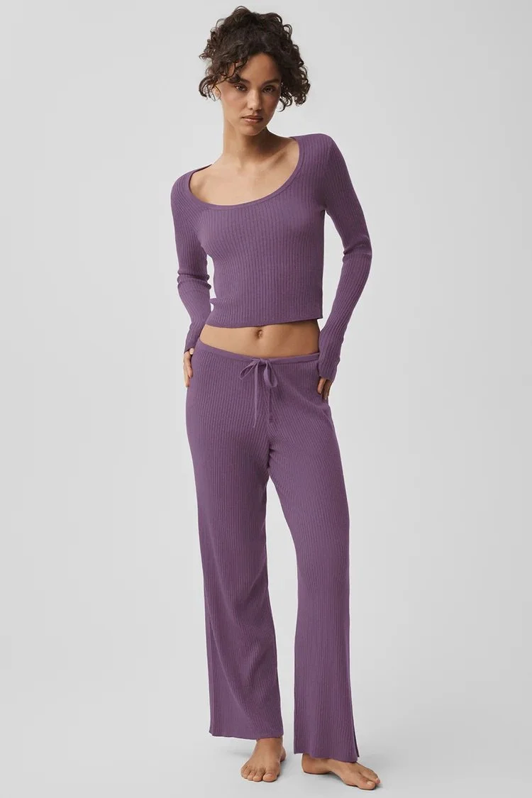 New Alo Yoga Plum Kiss Collection - Winter 2026 — EXTRA MAGIC MINUTES
